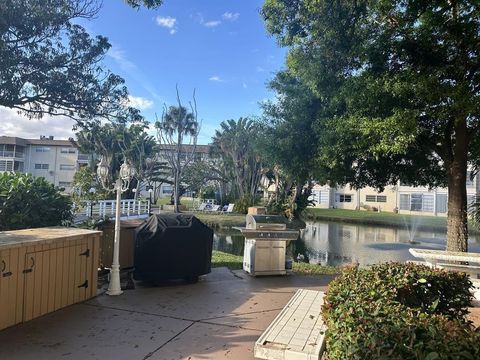 A home in Lauderdale Lakes