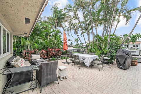 Tiny photo for 491 SE 16th Avenue, Pompano Beach, FL 33060 (MLS # B26021905)