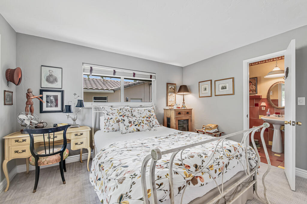 SNUG HARBOR SEC FOUR - Residential