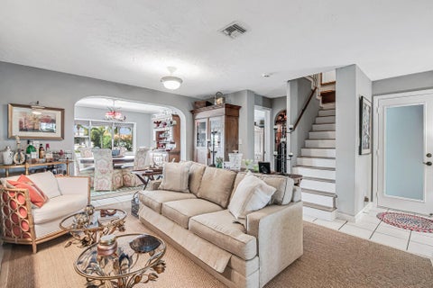 Tiny photo for 491 SE 16th Avenue, Pompano Beach, FL 33060 (MLS # B26021905)