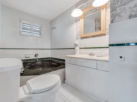 Tiny photo for 491 SE 16th Avenue, Pompano Beach, FL 33060 (MLS # B26021905)