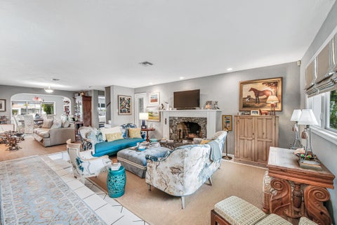 Tiny photo for 491 SE 16th Avenue, Pompano Beach, FL 33060 (MLS # B26021905)