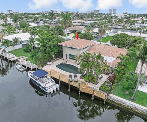 Tiny photo for 491 SE 16th Avenue, Pompano Beach, FL 33060 (MLS # B26021905)