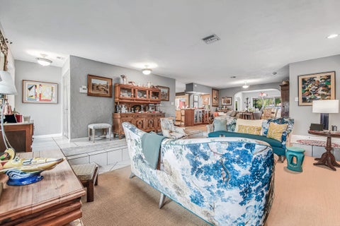 Tiny photo for 491 SE 16th Avenue, Pompano Beach, FL 33060 (MLS # B26021905)