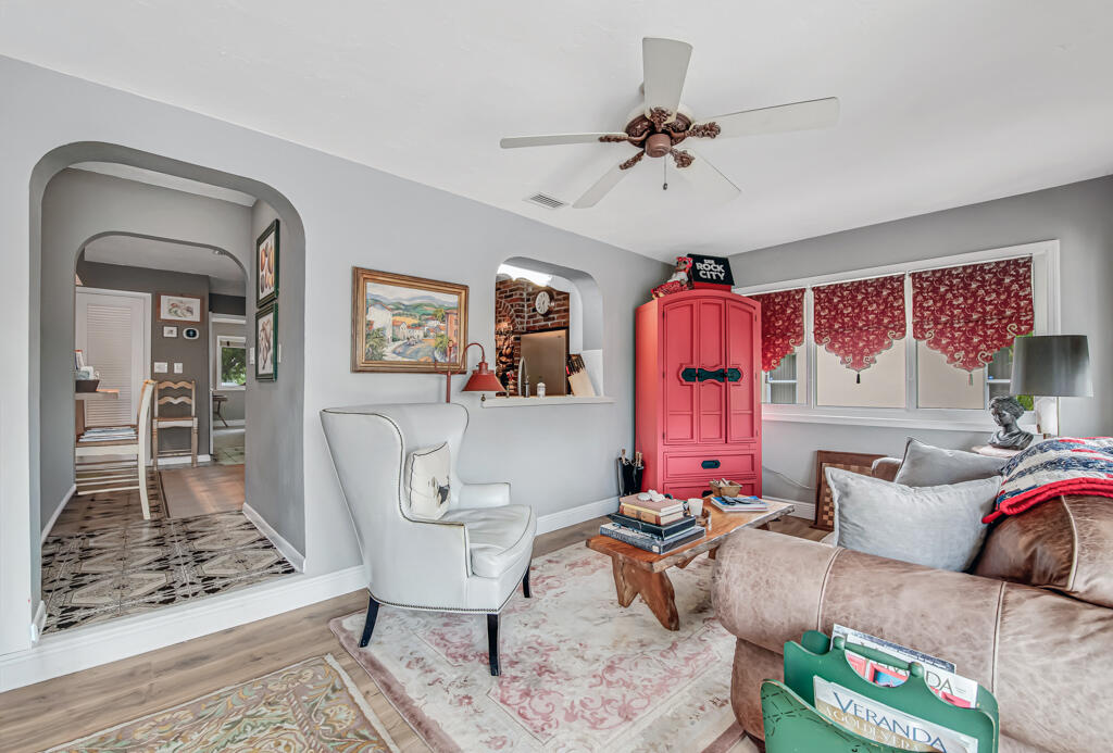 SNUG HARBOR SEC FOUR - Residential
