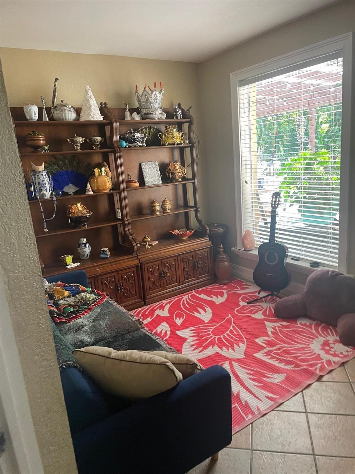 24 52 41 - Residential Income