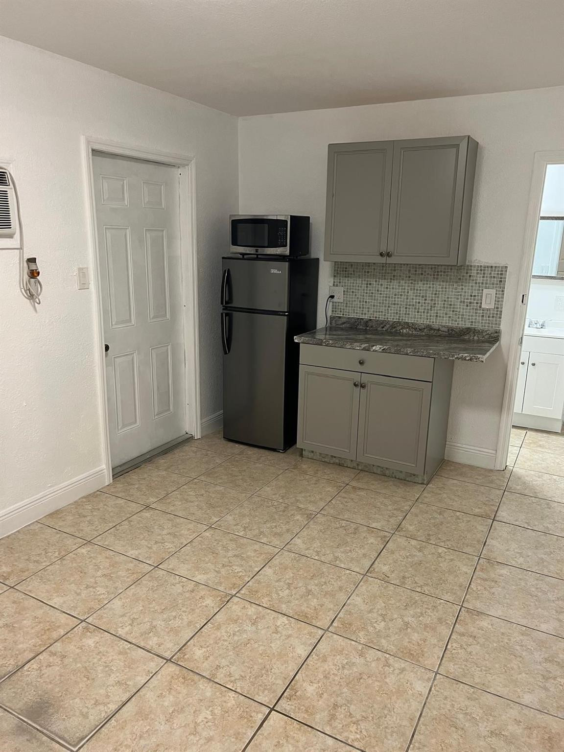 24 52 41 - Residential Income