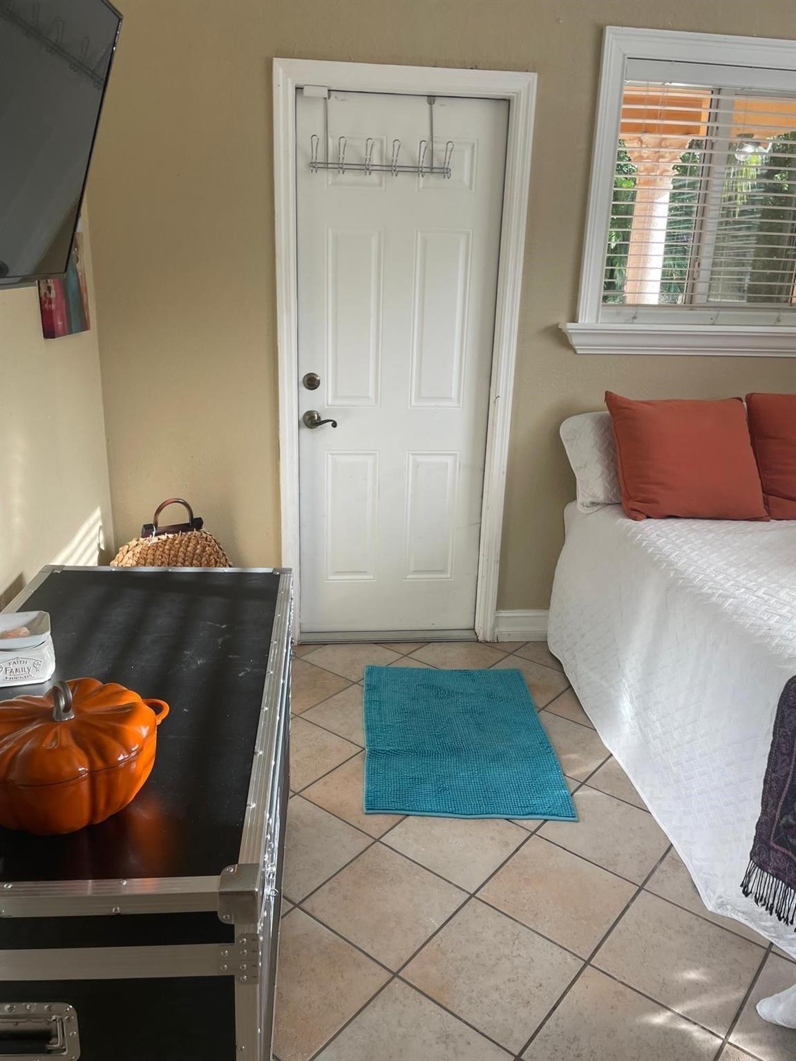 24 52 41 - Residential Income