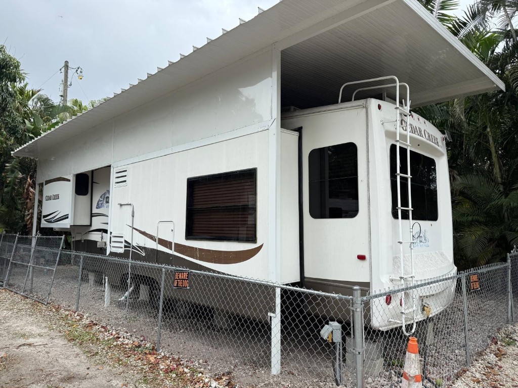 24 52 41 - Residential Income