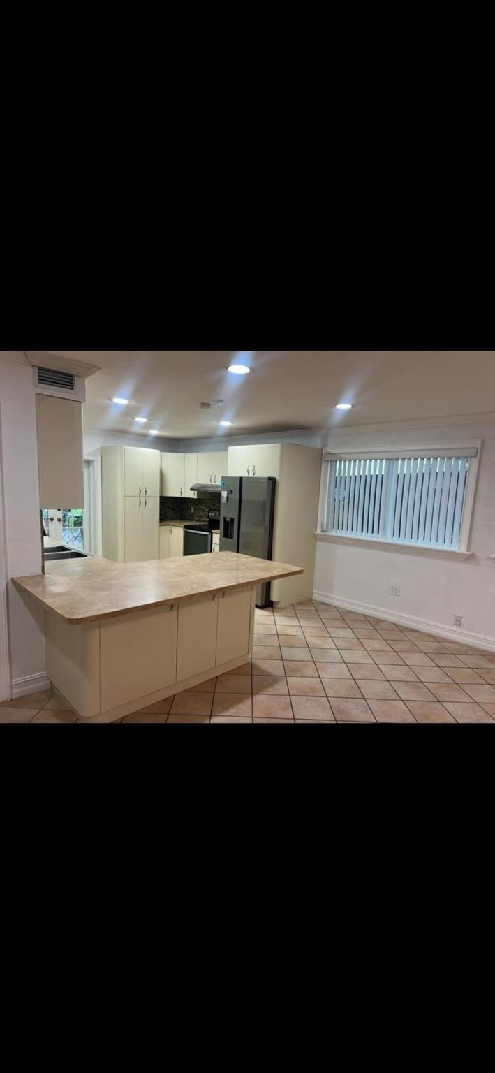 24 52 41 - Residential Income