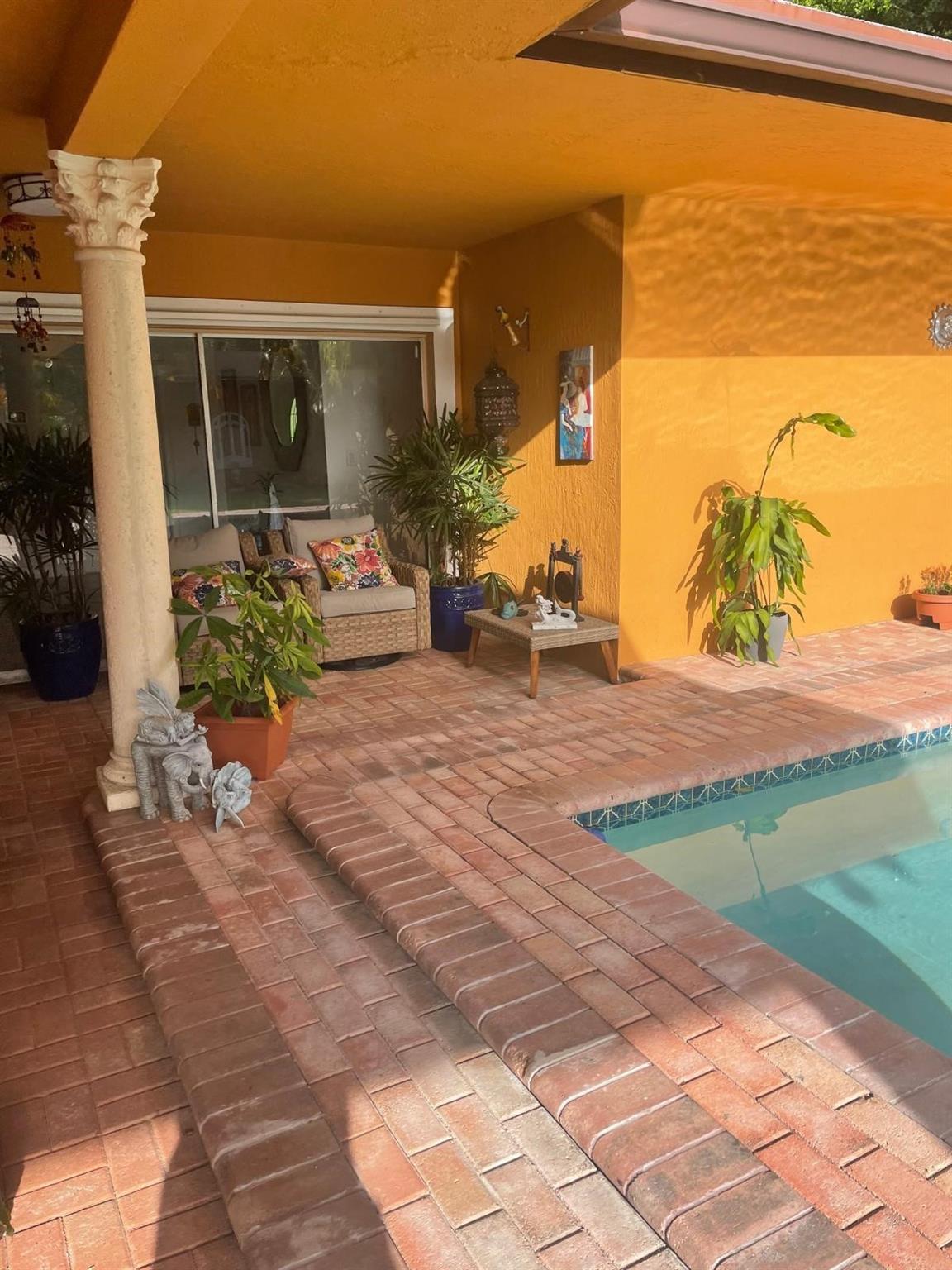 24 52 41 - Residential Income