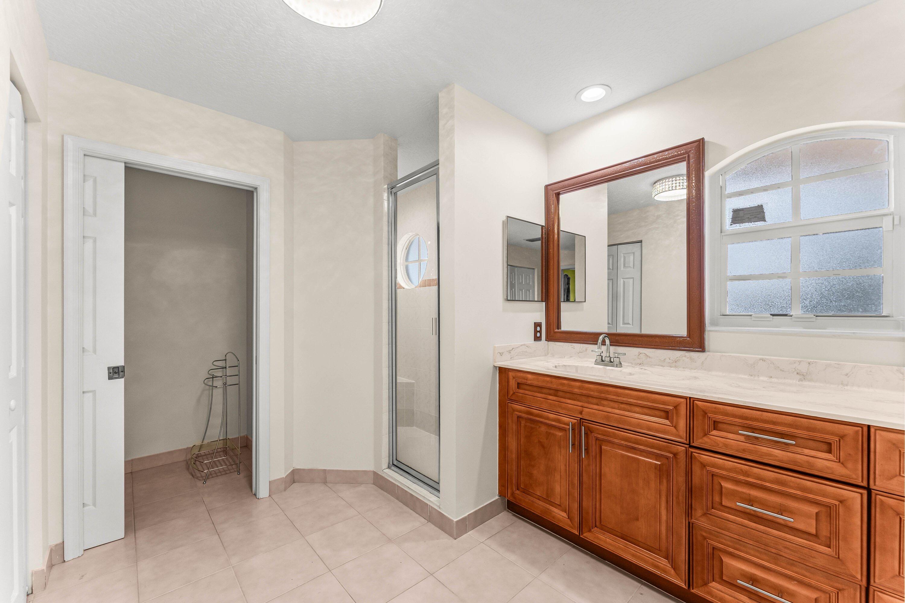 SHERBROOKE - Residential