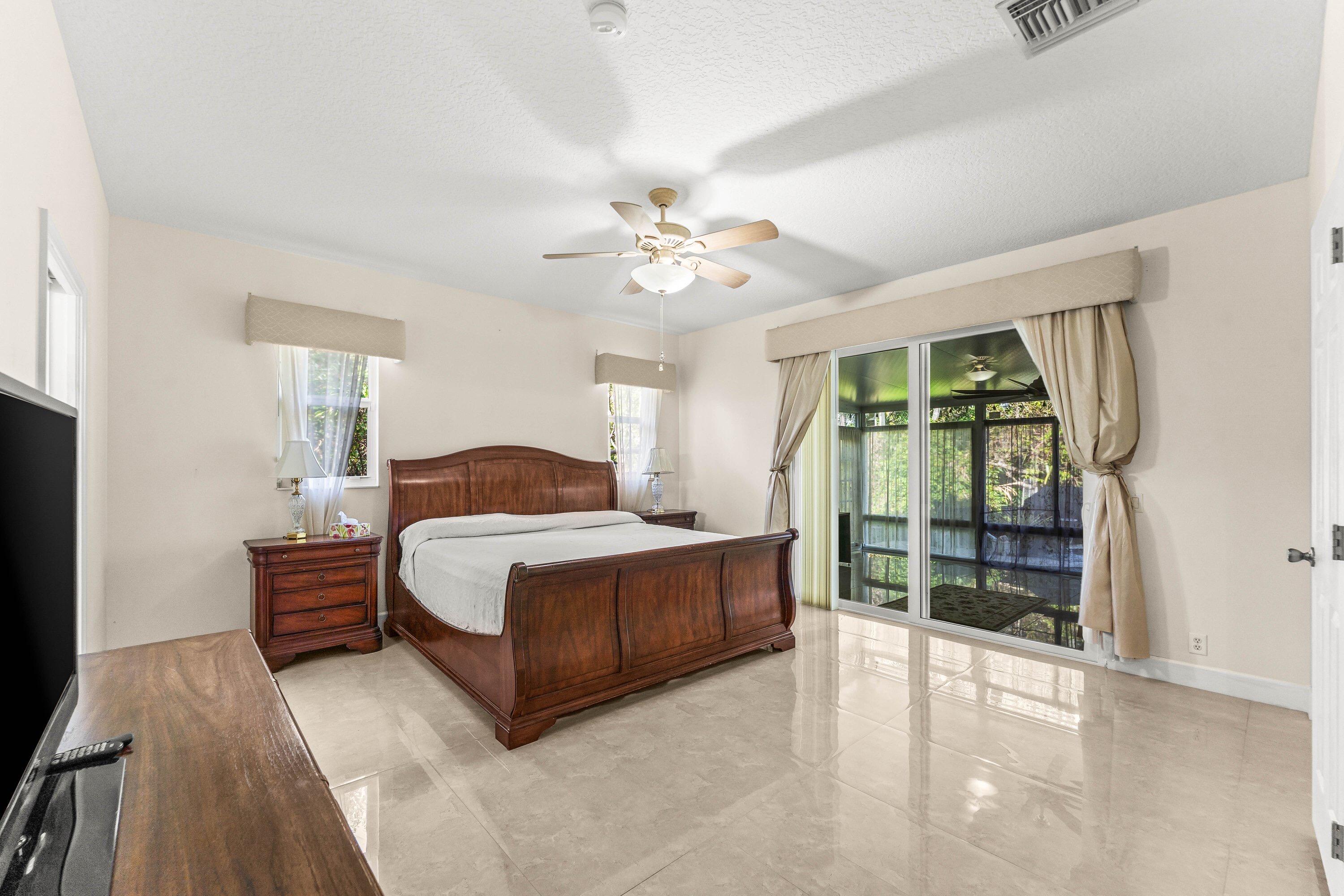 SHERBROOKE - Residential