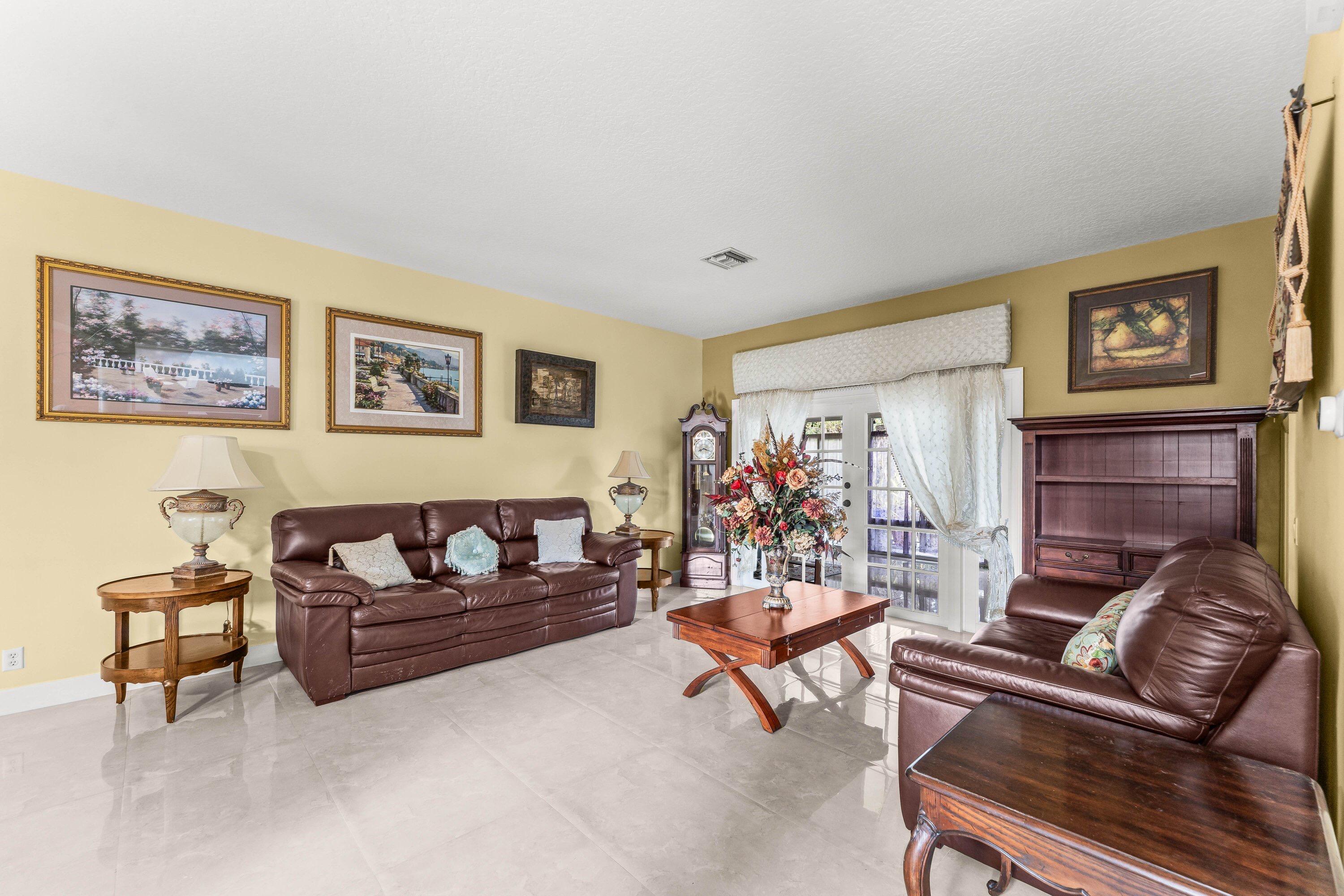 SHERBROOKE - Residential