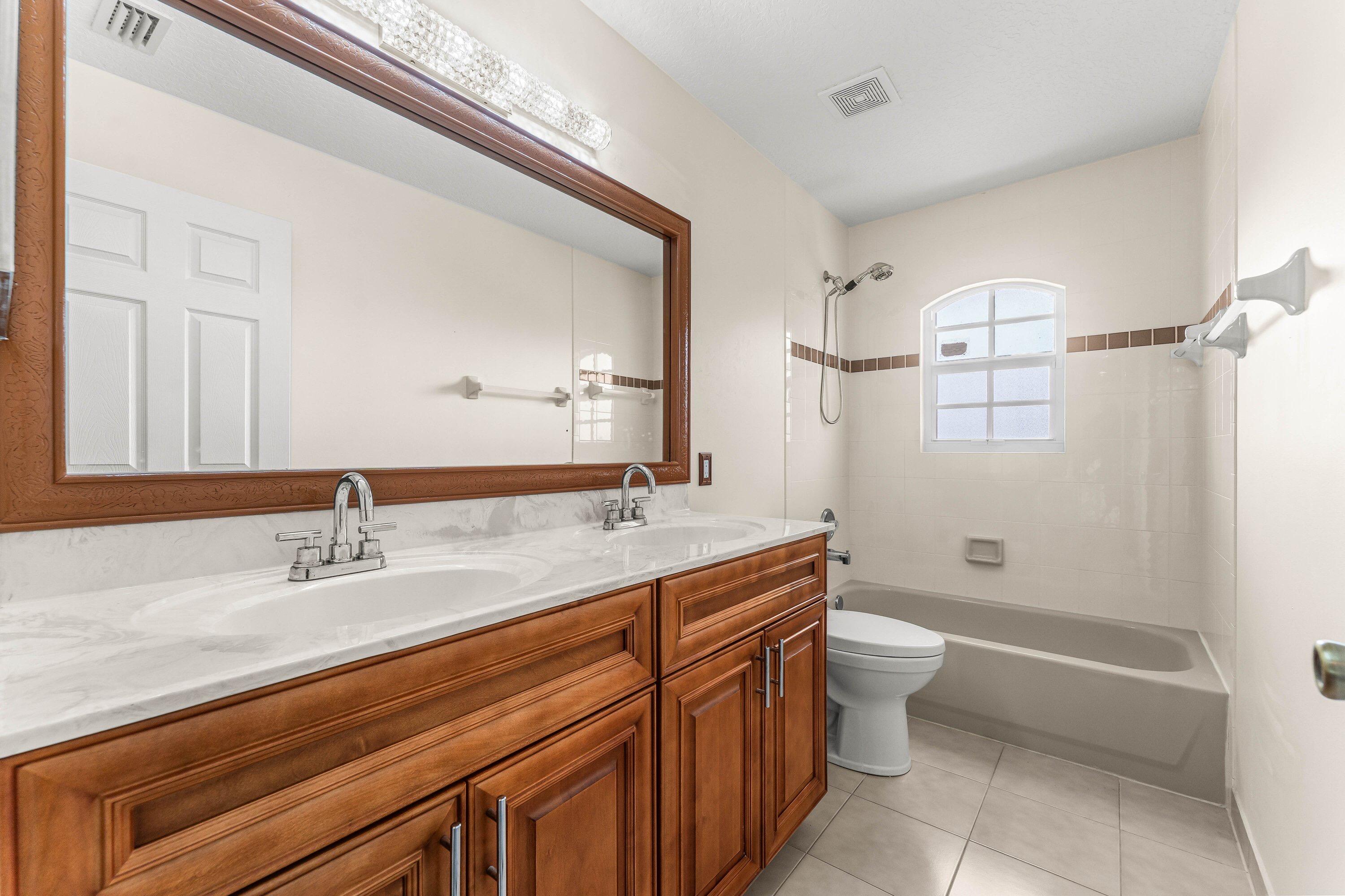 SHERBROOKE - Residential