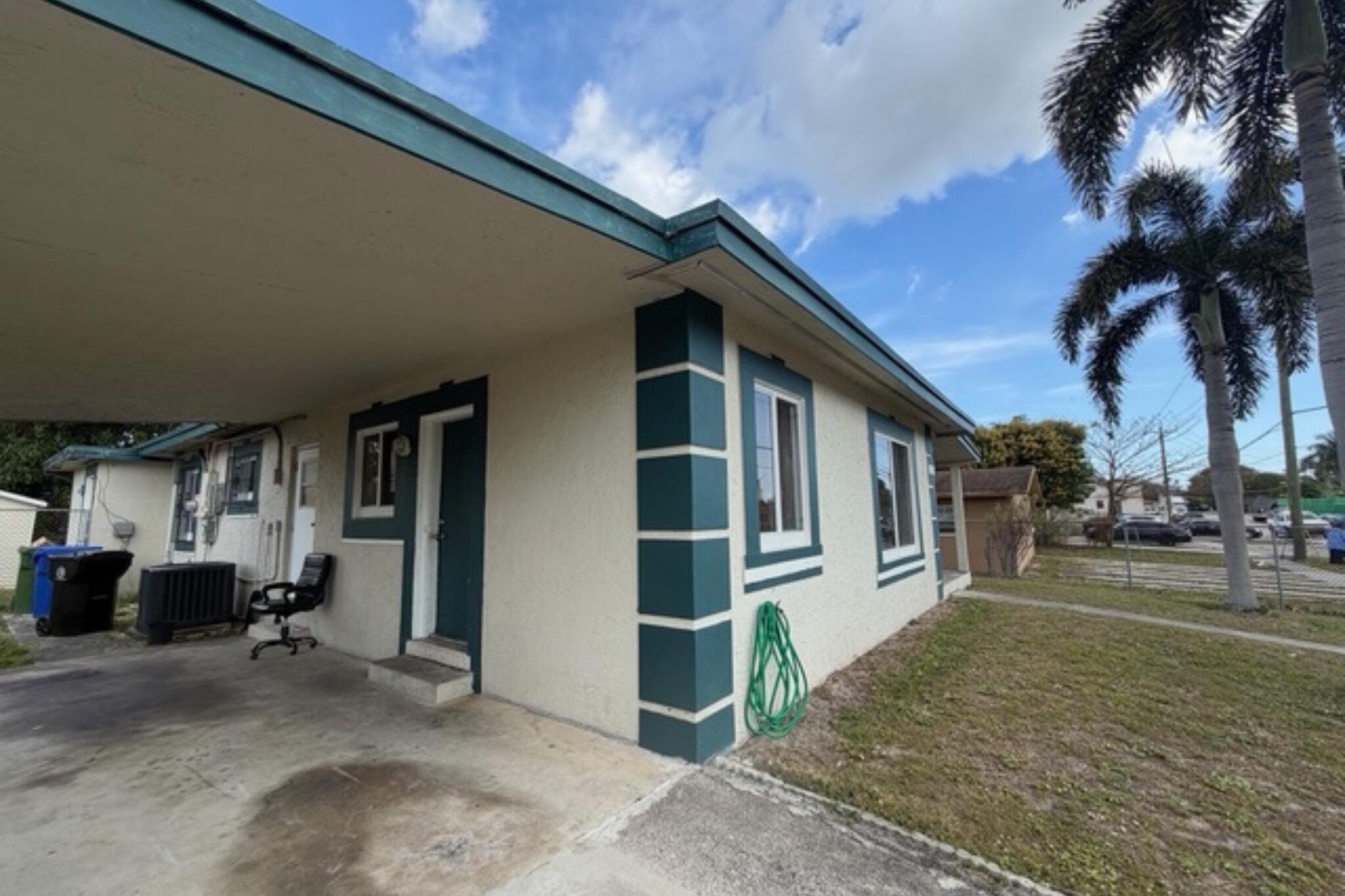 PARK PLAZA - Residential