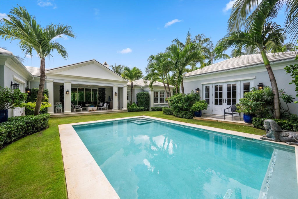 Photo of 209 SANDPIPER Drive, Palm Beach, FL 33480 (MLS # B26083526)