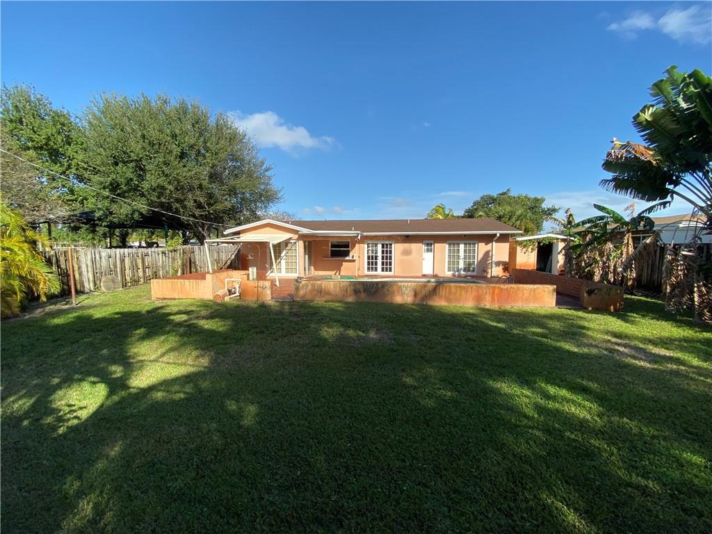 Lloyd Estates 25-47 B - Residential