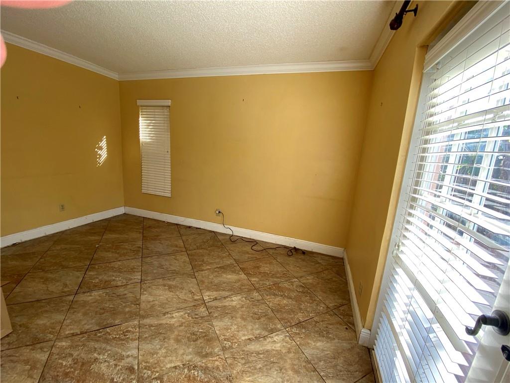 Lloyd Estates 25-47 B - Residential