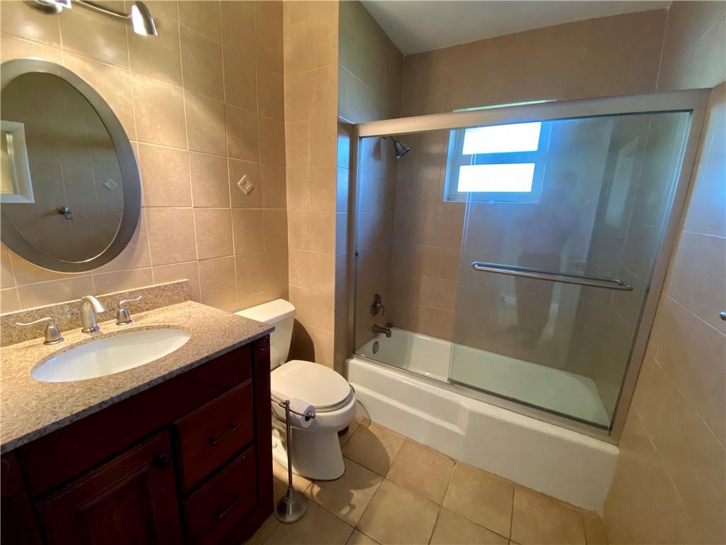 Lloyd Estates 25-47 B - Residential