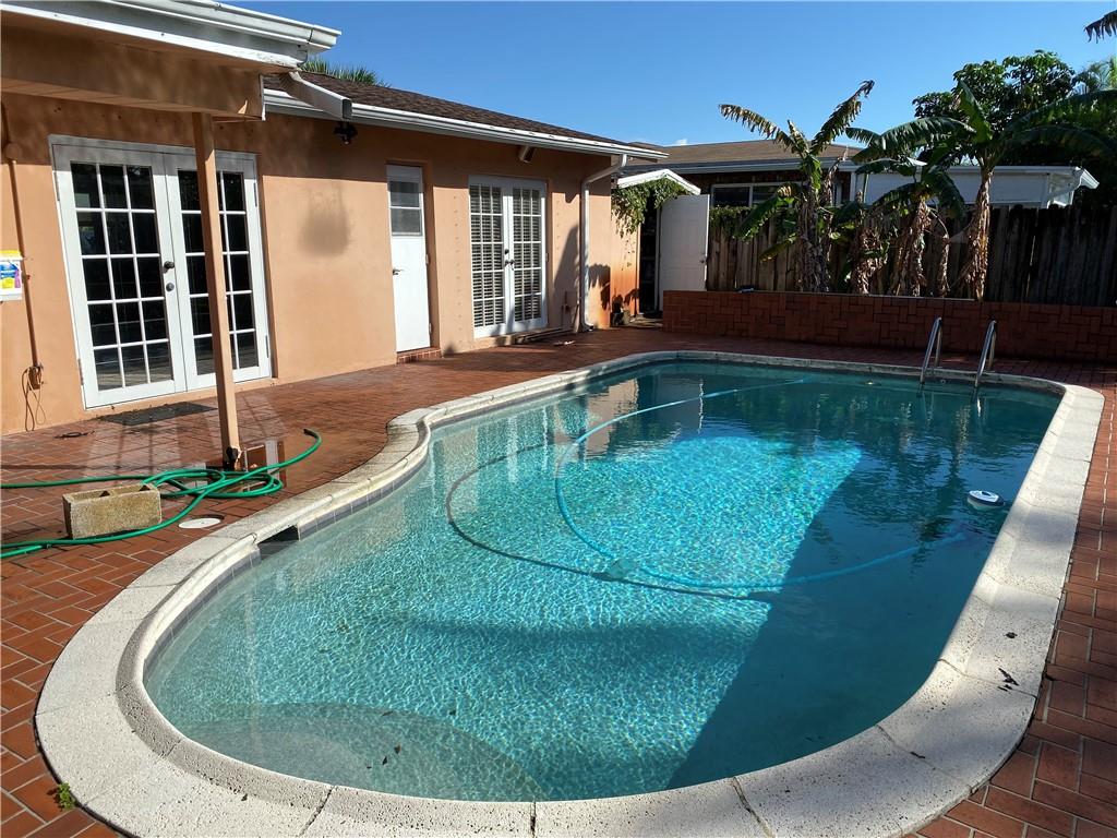 Lloyd Estates 25-47 B - Residential