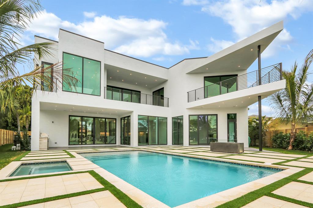 Lake Rogers Isle - Residential