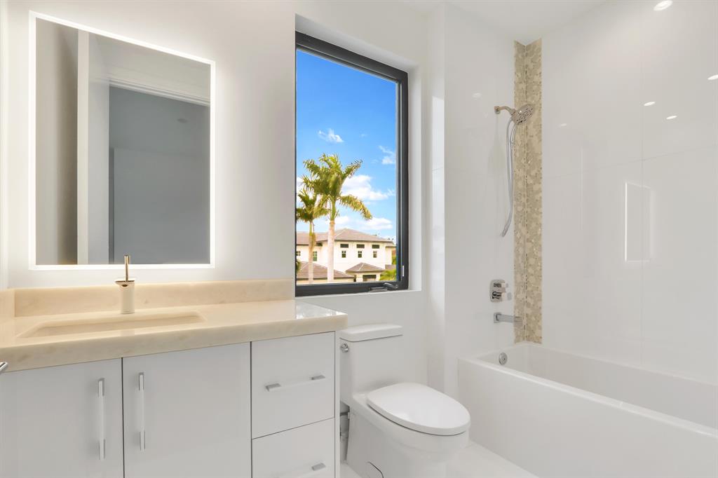 Lake Rogers Isle - Residential