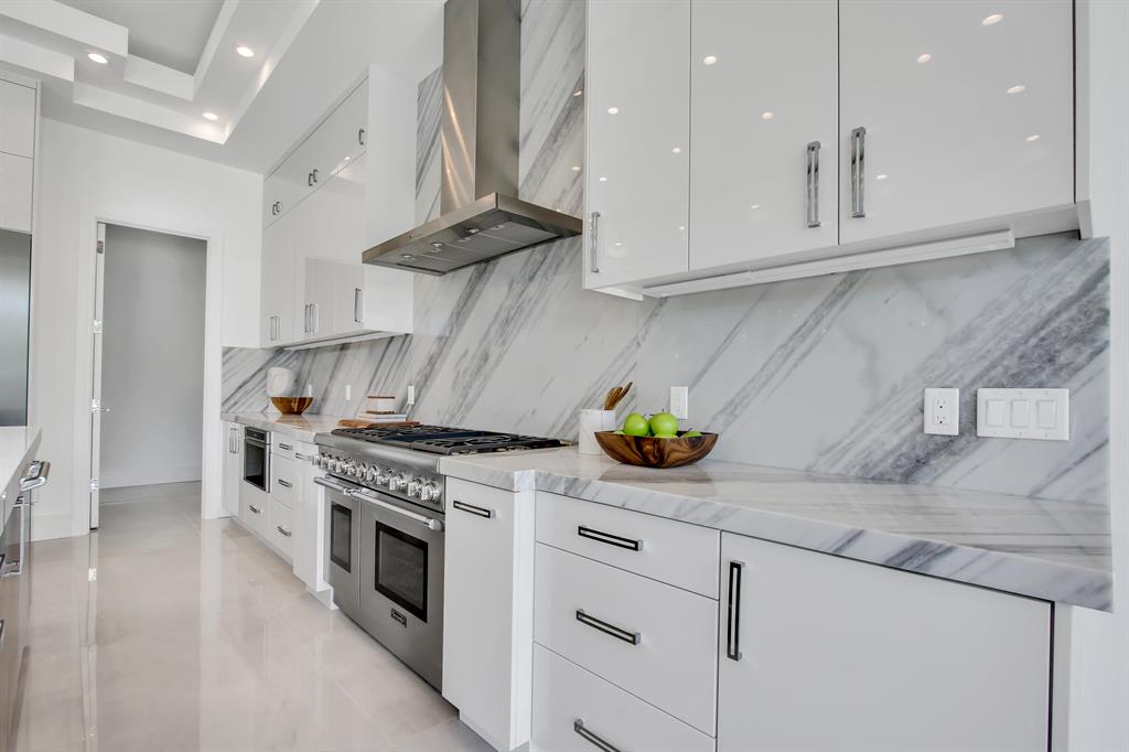 Lake Rogers Isle - Residential