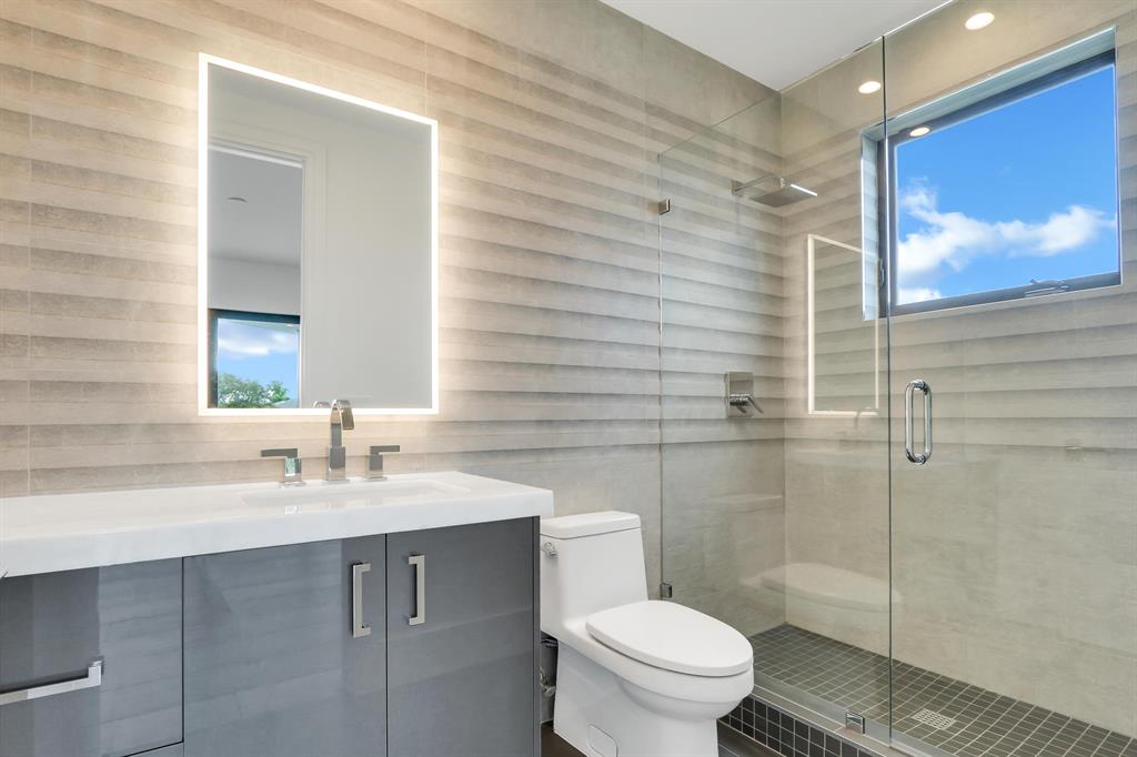 Lake Rogers Isle - Residential