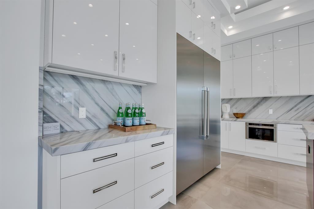 Lake Rogers Isle - Residential