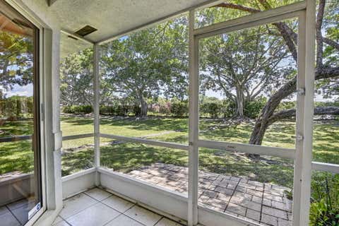 Tiny photo for 9200 NW 9th Court, Plantation, FL 33324 (MLS # B26044437)