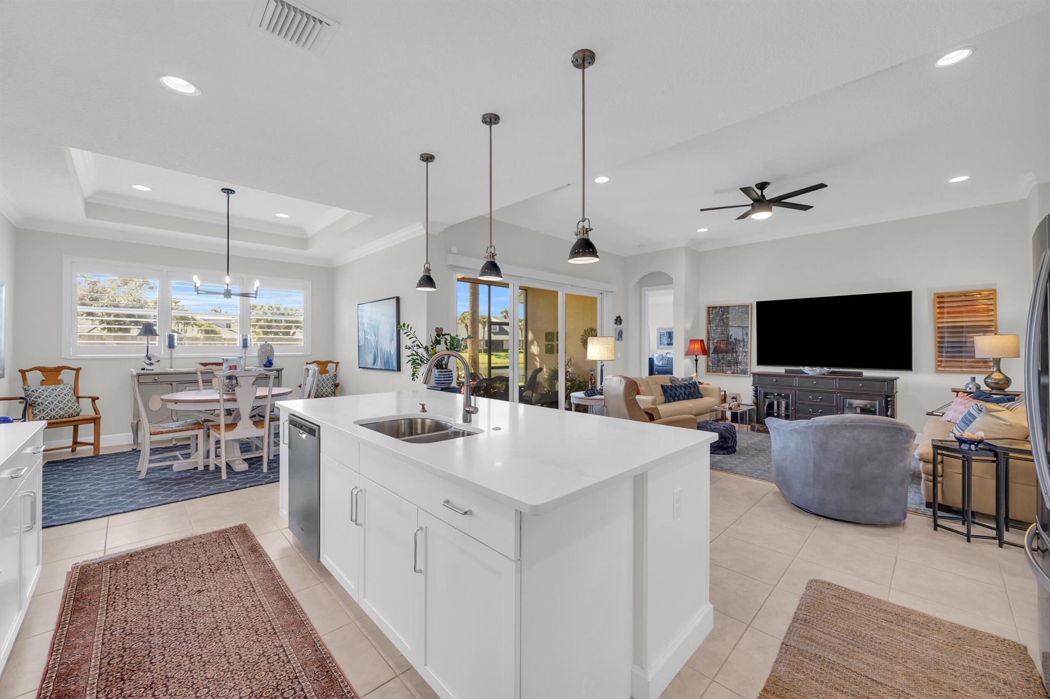 BOULEVARD VILLAGE & TENNI - Residential