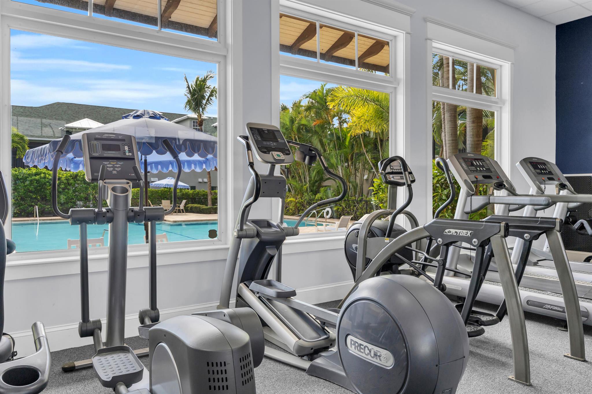 BOULEVARD VILLAGE & TENNI - Residential