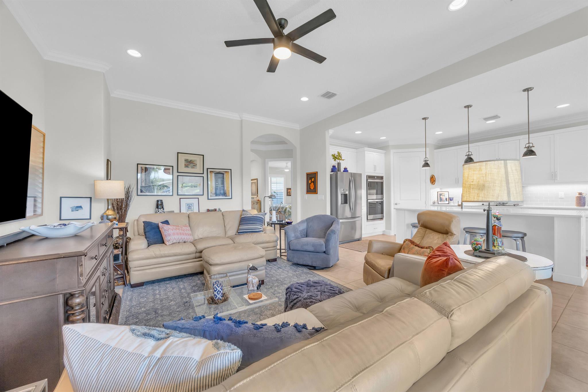 BOULEVARD VILLAGE & TENNI - Residential