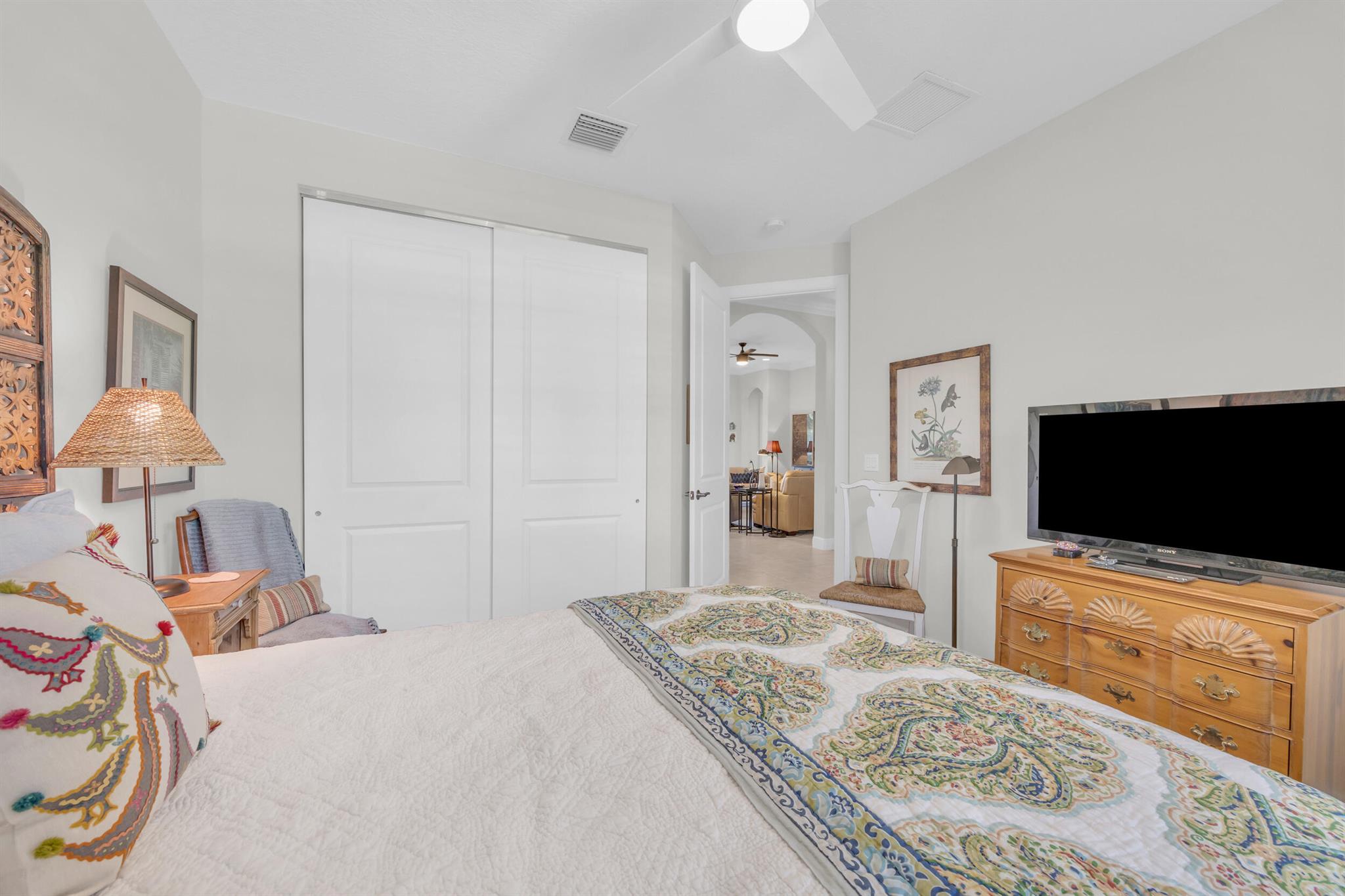 BOULEVARD VILLAGE & TENNI - Residential