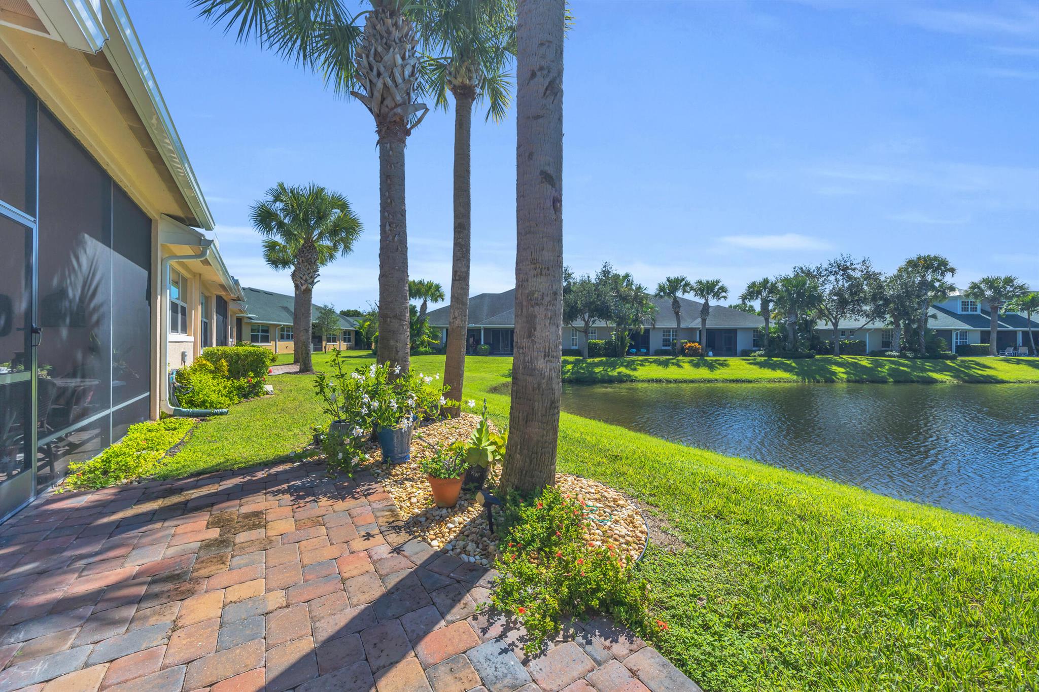 BOULEVARD VILLAGE & TENNI - Residential