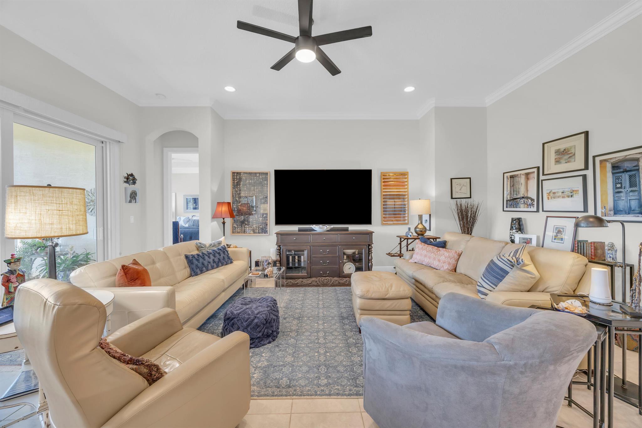 BOULEVARD VILLAGE & TENNI - Residential