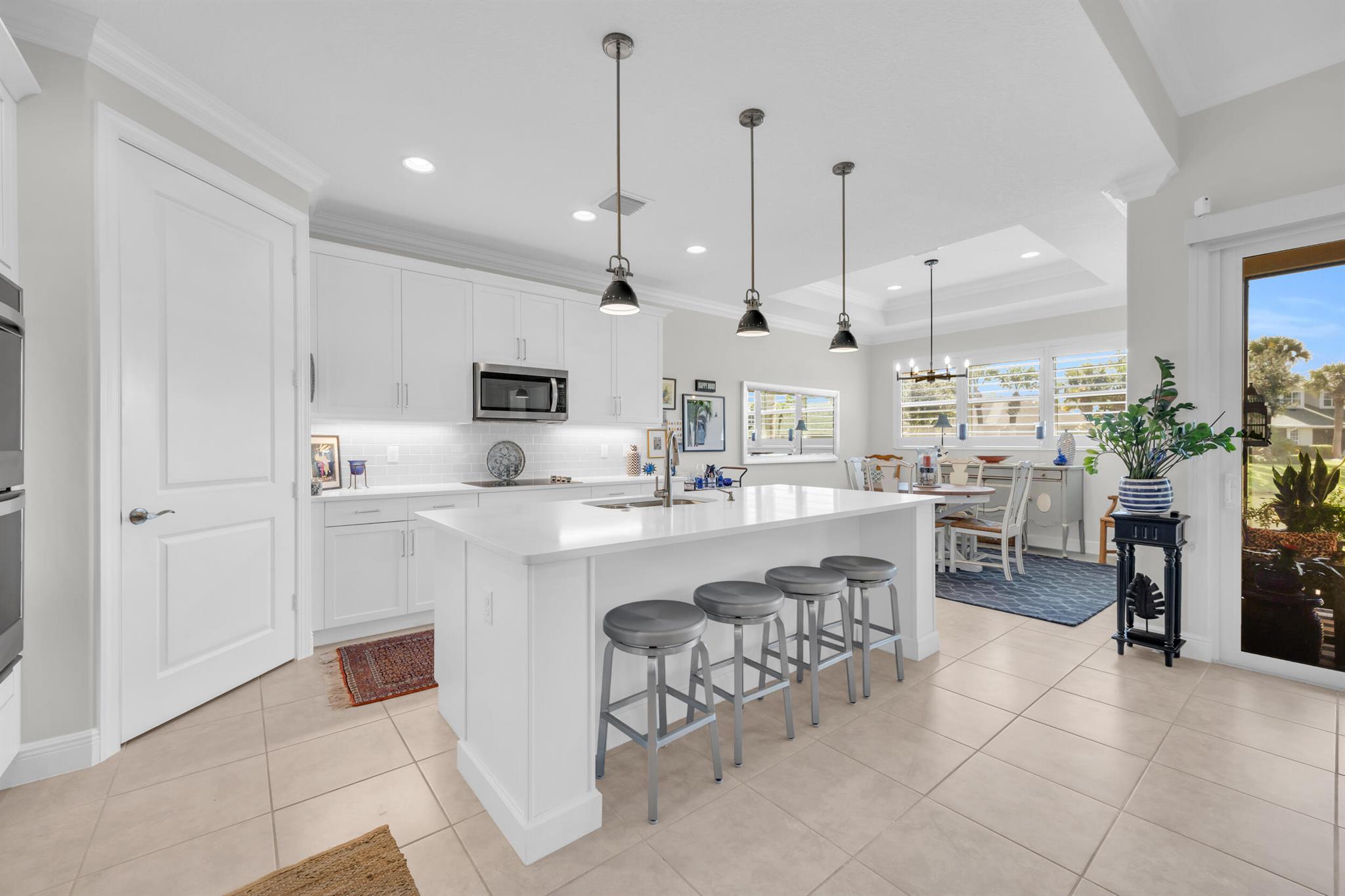 BOULEVARD VILLAGE & TENNI - Residential