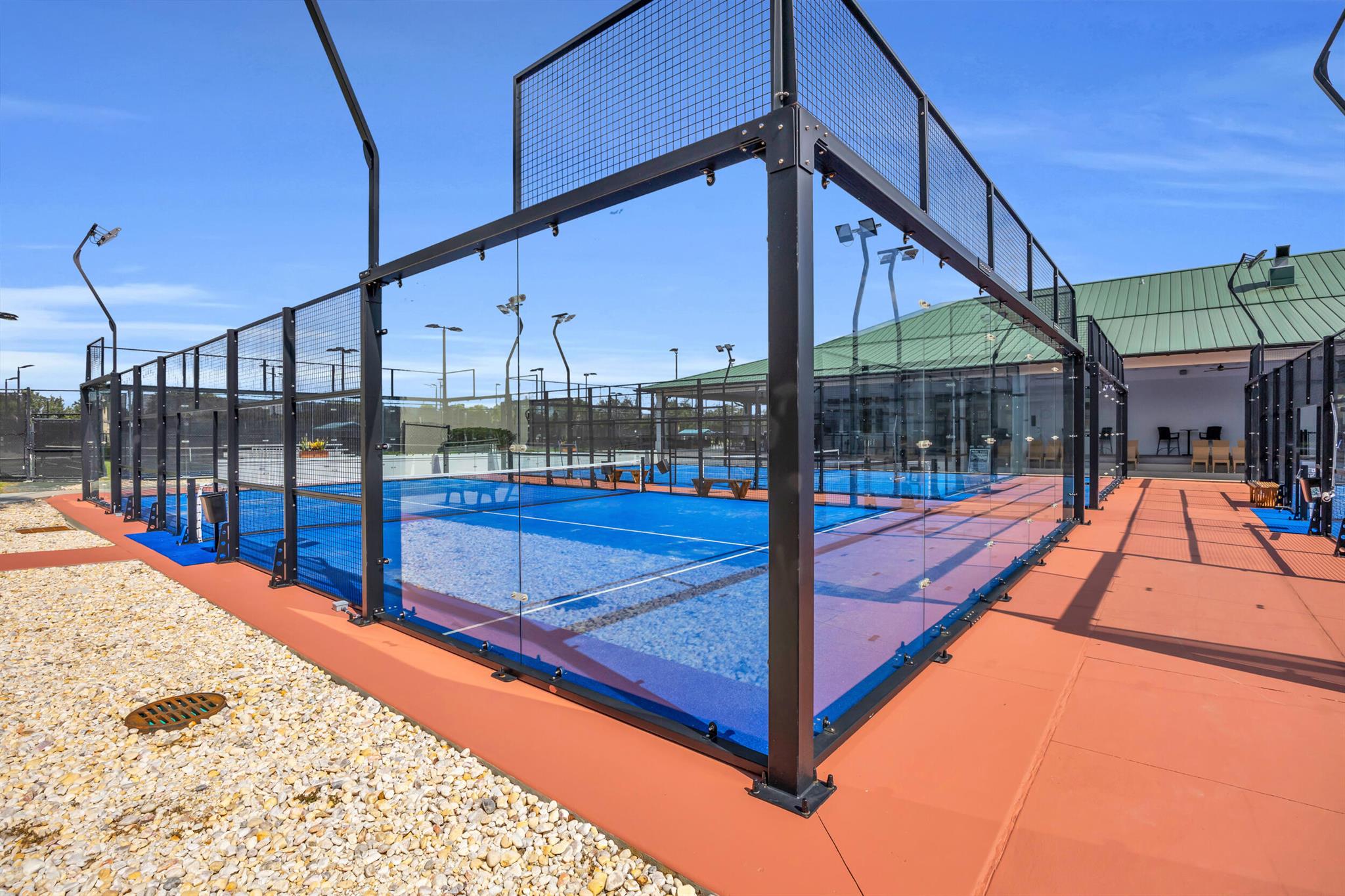 BOULEVARD VILLAGE & TENNI - Residential