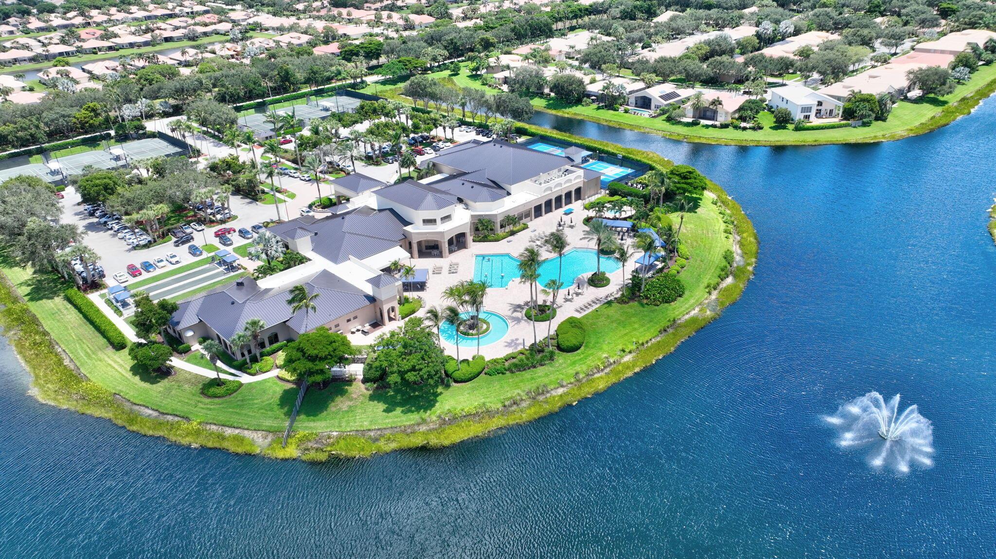 VALENCIA POINTE - Residential