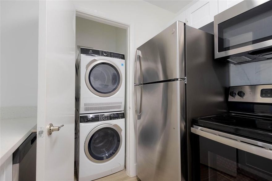 Large updated Studio apt with W/D inside. Great closet space and a very nice patio so you can seat outside and have your coffee. Update kitchen with quartz and stain steel appliances. Has dishwasher and microwave. Pets are welcomed with a $200 NON refundable deposit. Water is included. Condo has a gym, jogging trail, pool and tennis courts. Fast and easy approval, no credit score required.