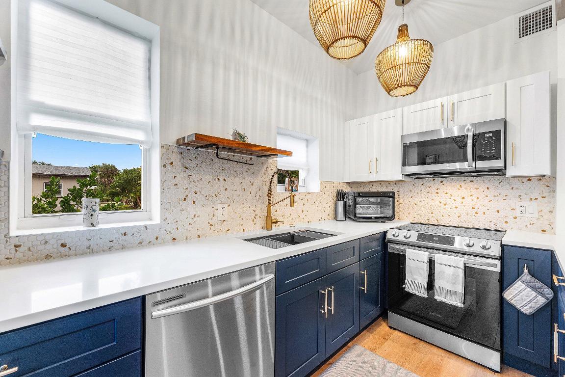 DELRAY MANOR ADD - Residential