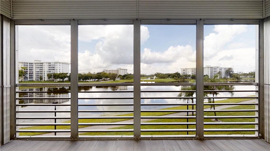 No 52 Palm-Aire Country C - Residential Lease