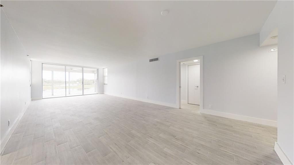 No 52 Palm-Aire Country C - Residential Lease