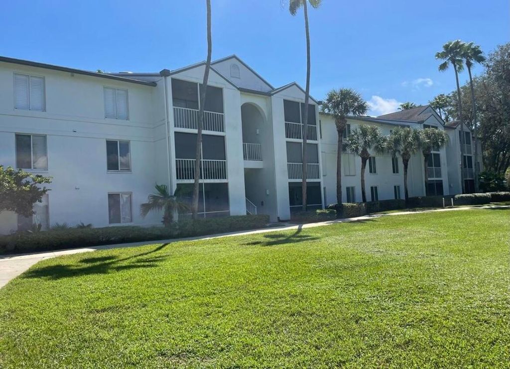 Photo of 2508 SE Anchorage Cove #B2, Port Saint Lucie, FL 34953 (MLS # R10942356)