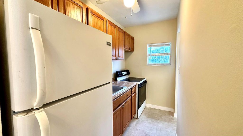 Photo of 1021 NE 8th Avenue #11, Delray Beach, FL 33483 (MLS # R11042054)