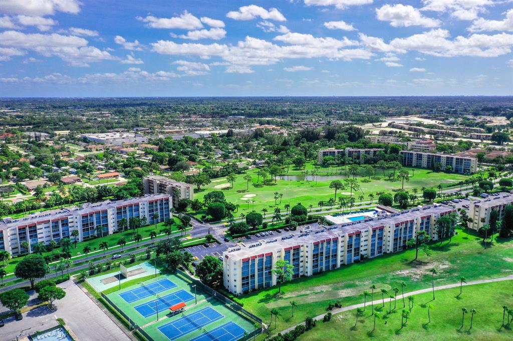 POINCIANA PLACE CONDO 1,2,8 AND 9 - Residential