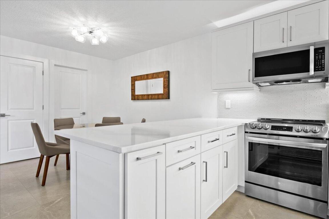 GARDEN LAKES AND GARDEN SQUARE SHOPS - Residential Lease