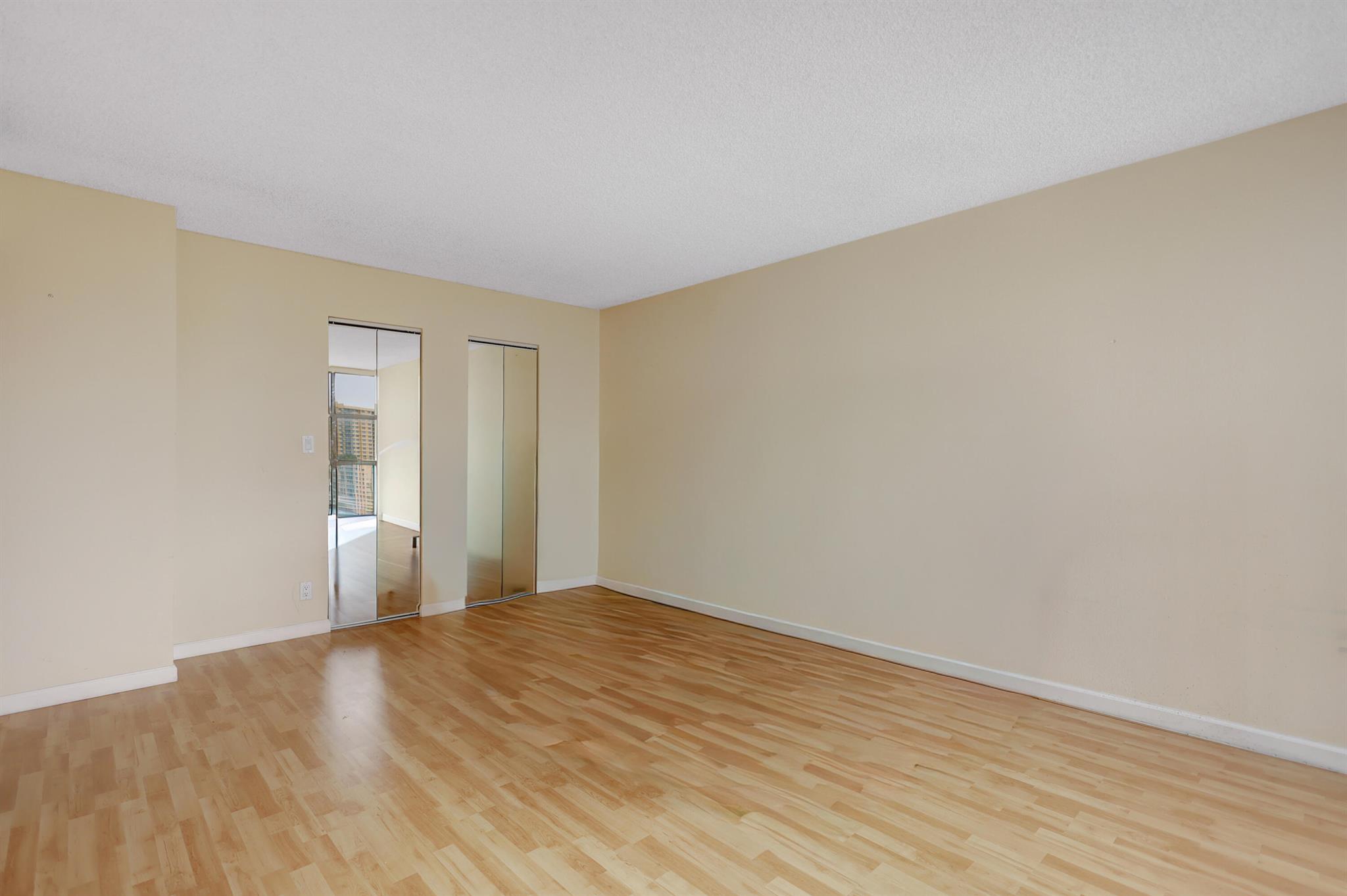TOWERS OF OCEANVIEW SOUTH - Residential