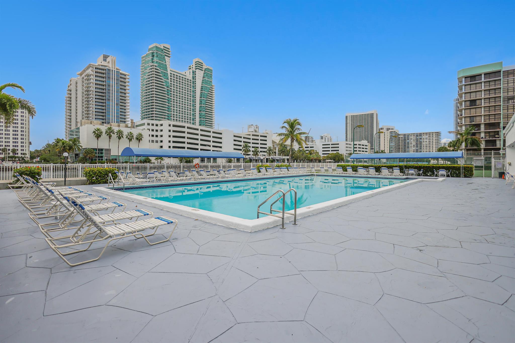 TOWERS OF OCEANVIEW SOUTH - Residential